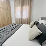 Banana Bay Residence- 4br With Pool,table Tennis,1min From The Sea By Mana Gers Villa *