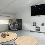 Banana Bay Residence- 4br With Pool,table Tennis,1min From The Sea By Mana Gers Villa *
