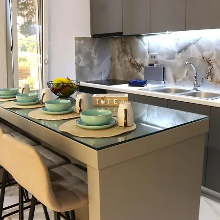 Banana Bay Residence- 4br With Pool,table Tennis,1min From The Sea By Mana Gers Vasilikí