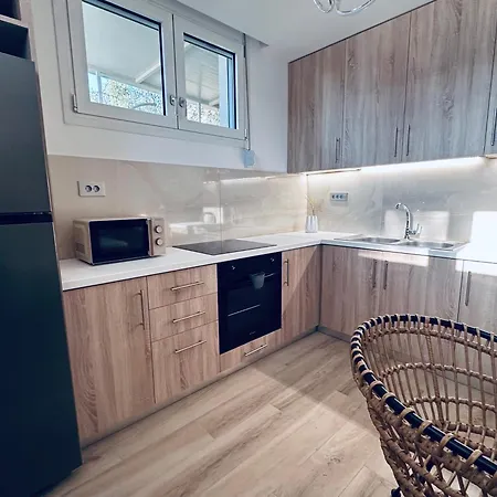 Banana Bay Residence- 4br With Pool,table Tennis,1min From The Sea By Mana Gers Villa